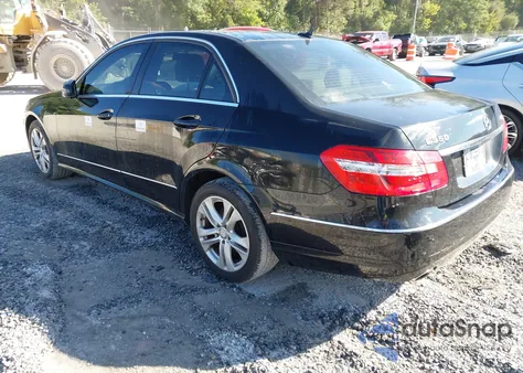 2010 Mercedes-Benz E 350 4Matic из США, поврежденный, VIN WDDHF8HB9AA123268